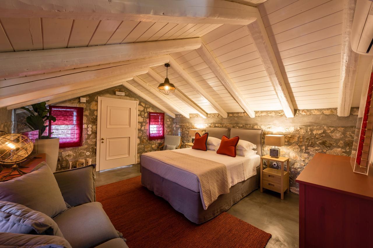 North Point Rooms Antipata  Eksteriør bilde