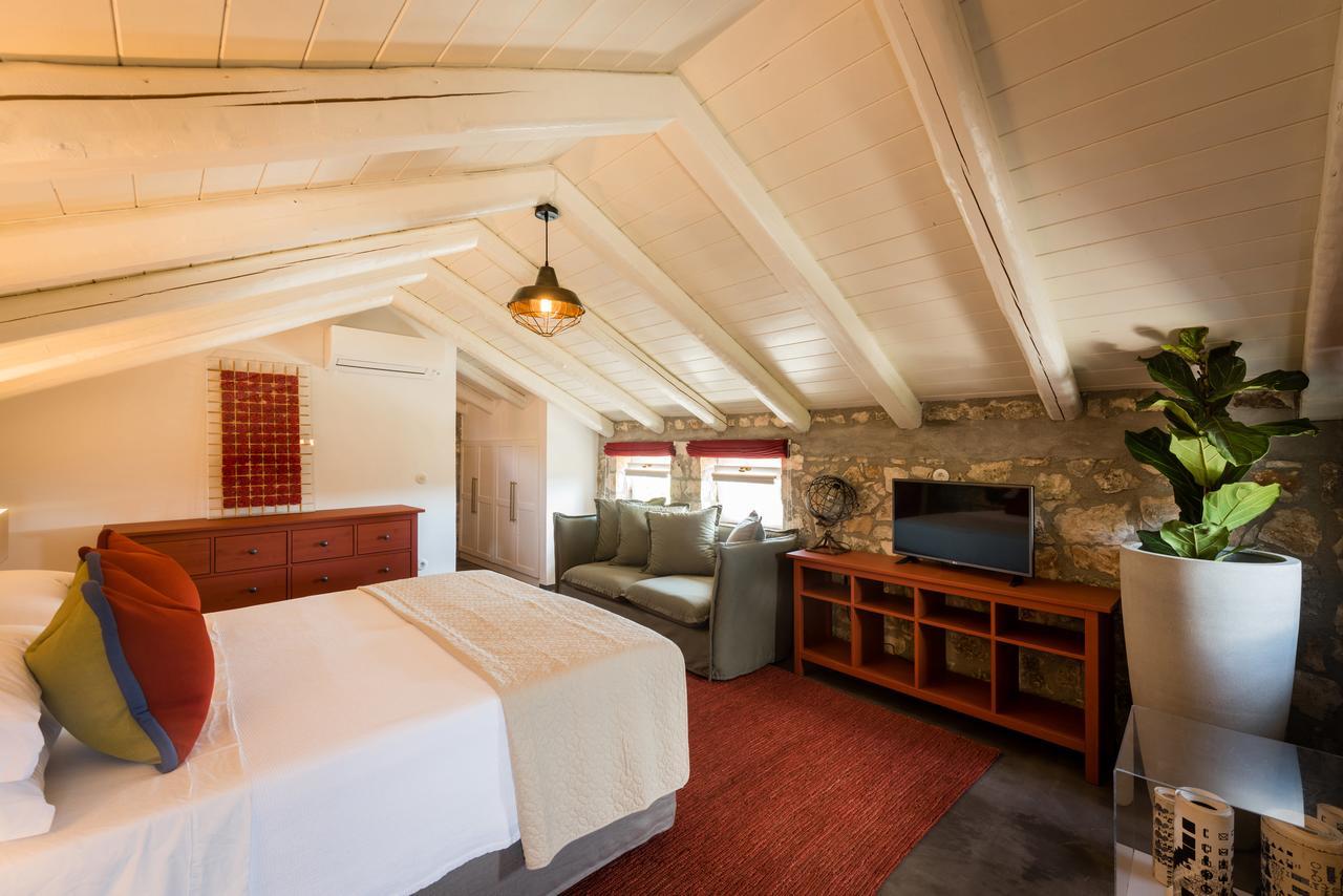 North Point Rooms Antipata  Eksteriør bilde