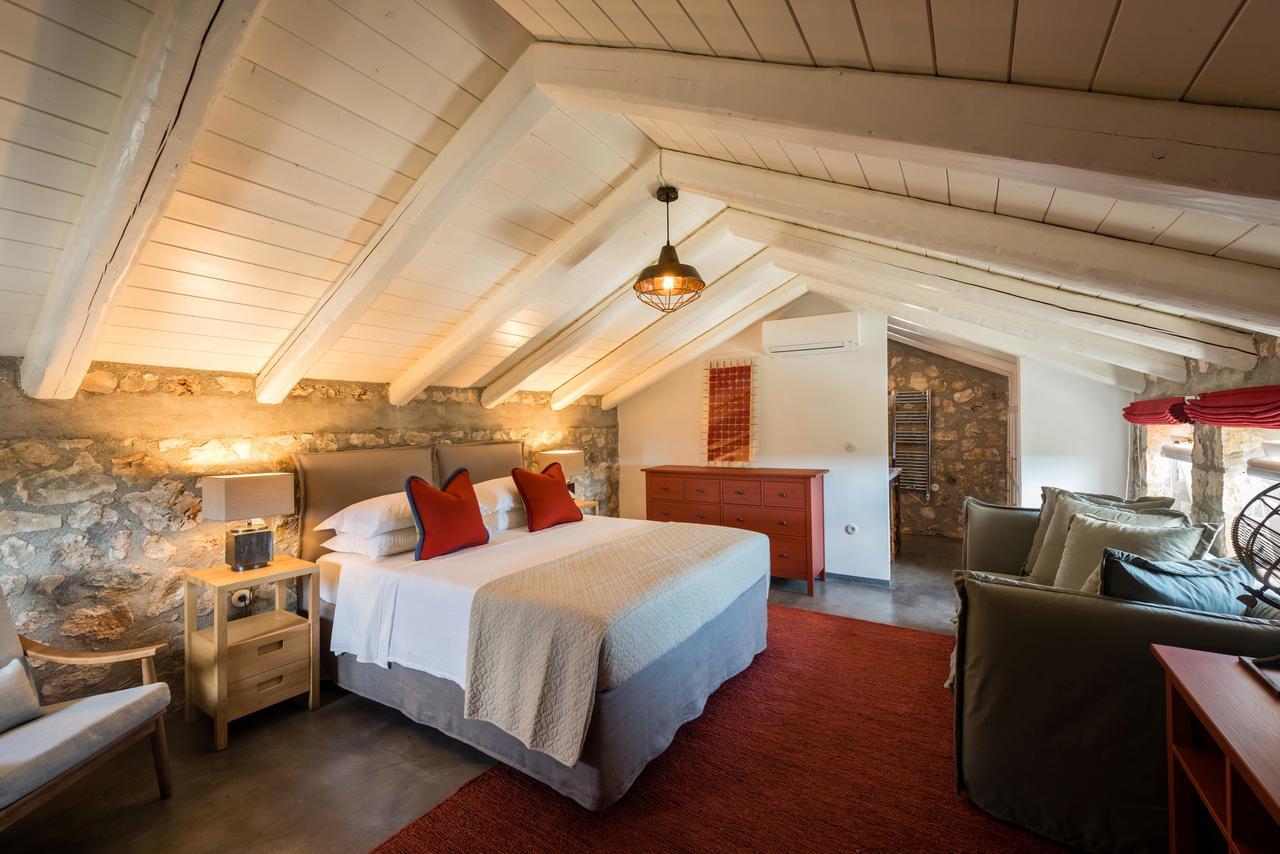 North Point Rooms Antipata  Eksteriør bilde